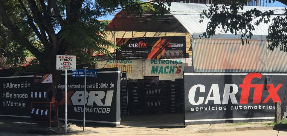 Fachada del Taller CarFix